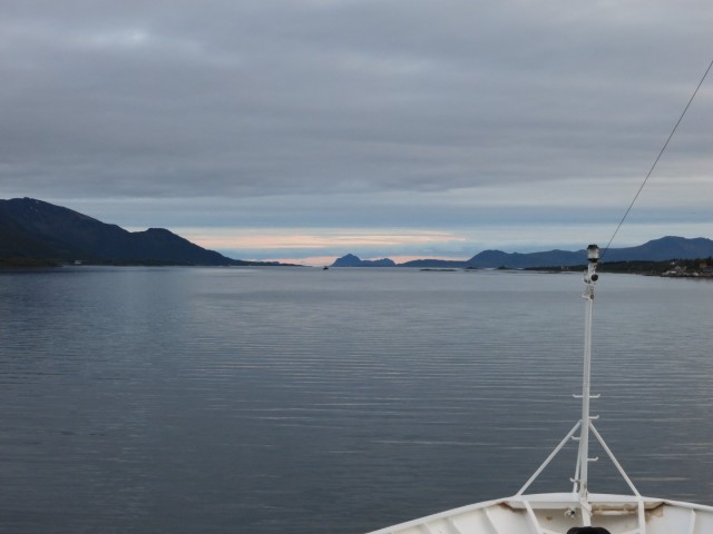 Hurtigruten_2015-06-21_01-09